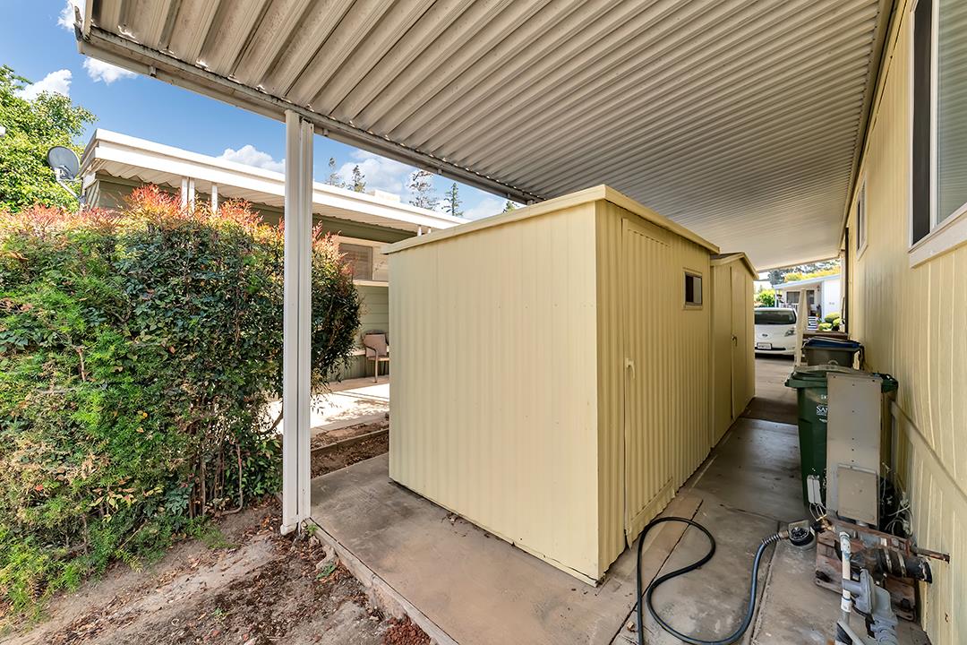 63 Quail Hollow DR 63