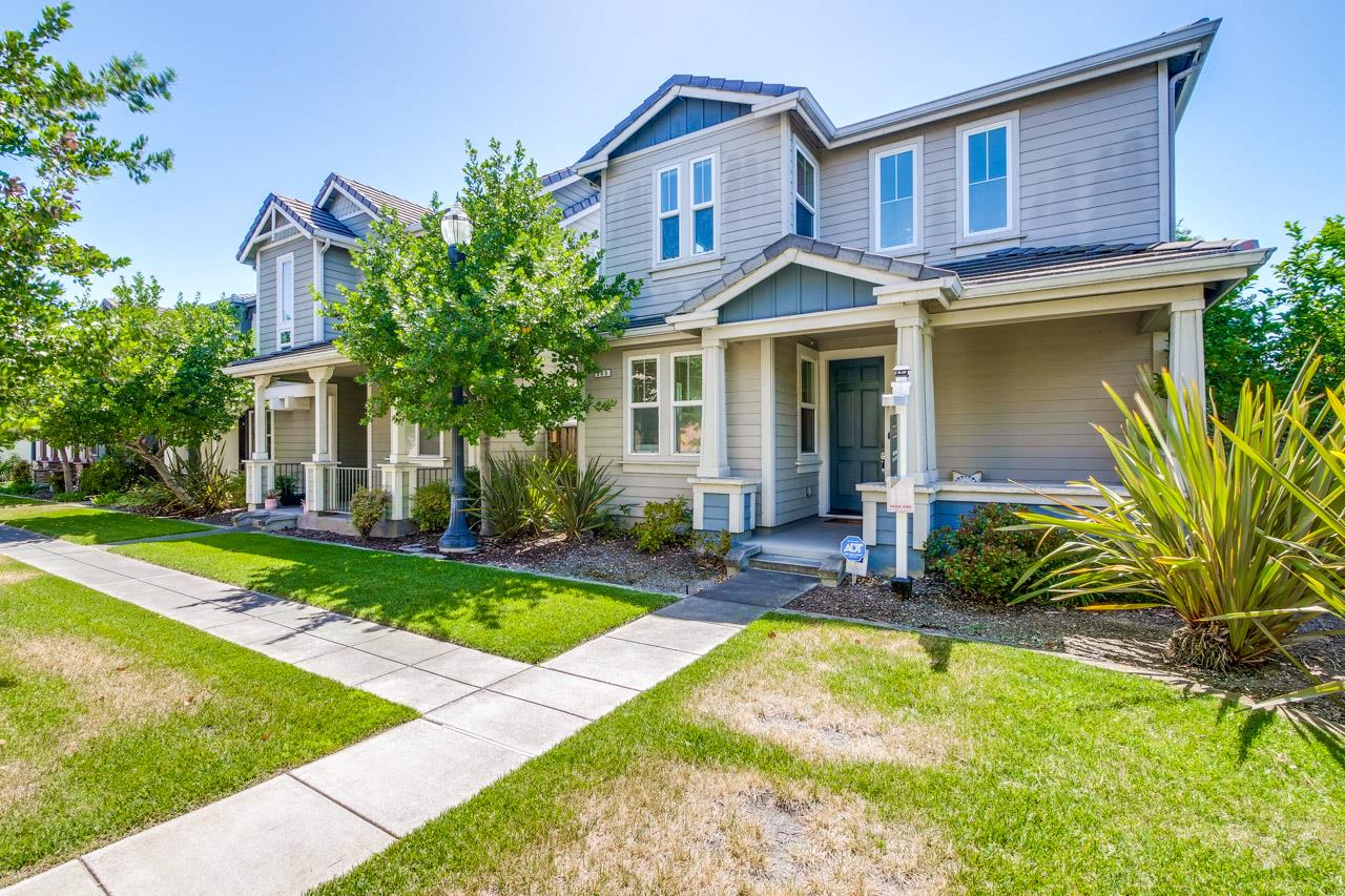 205 Rayos Del Sol DR