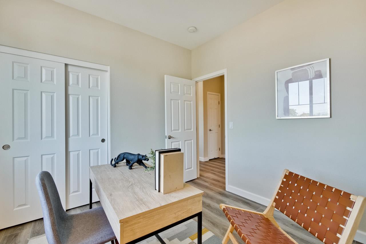 205 Rayos Del Sol DR