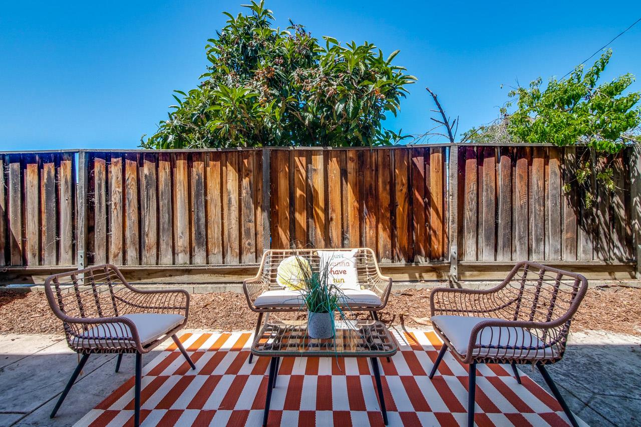 205 Rayos Del Sol DR