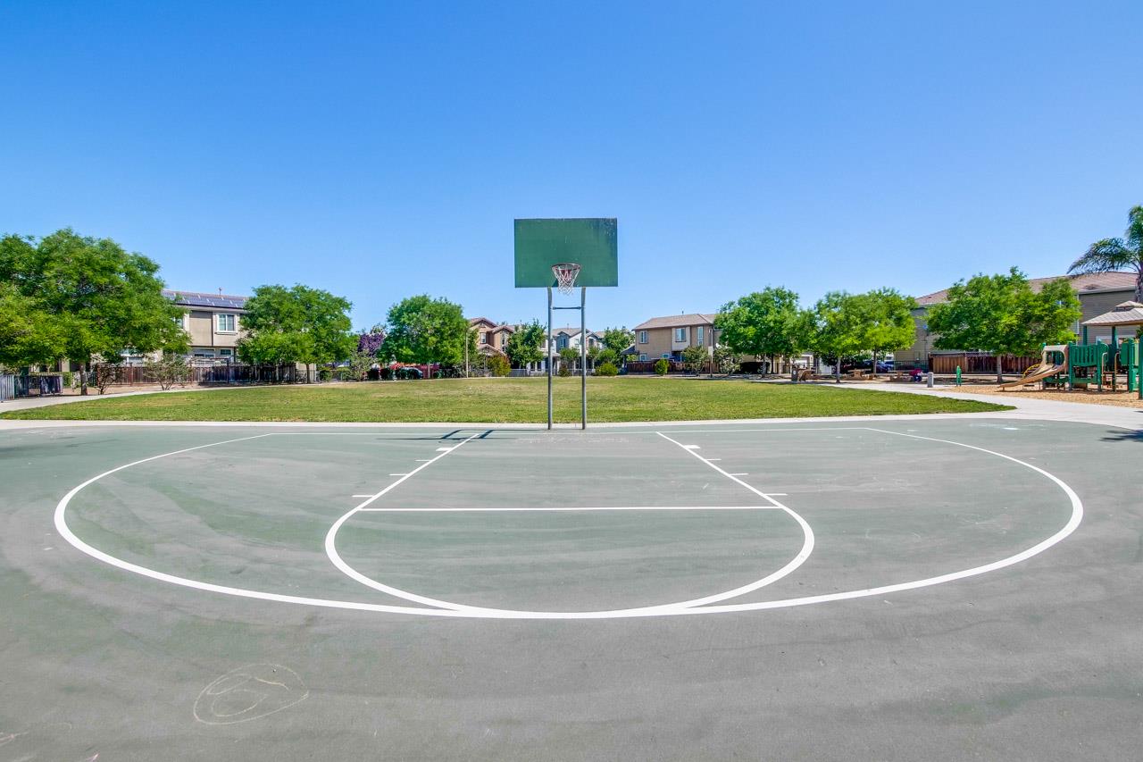 205 Rayos Del Sol DR