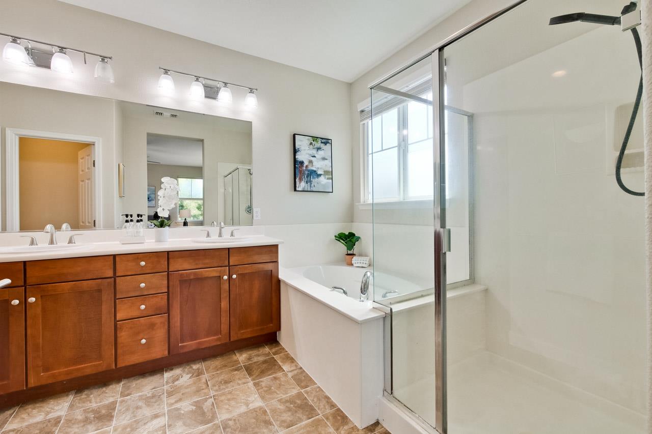 205 Rayos Del Sol DR