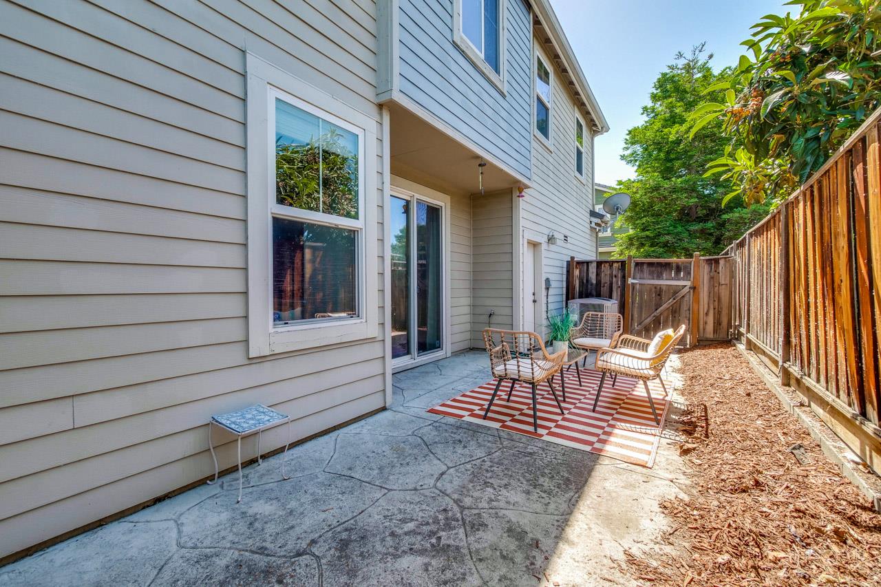 205 Rayos Del Sol DR