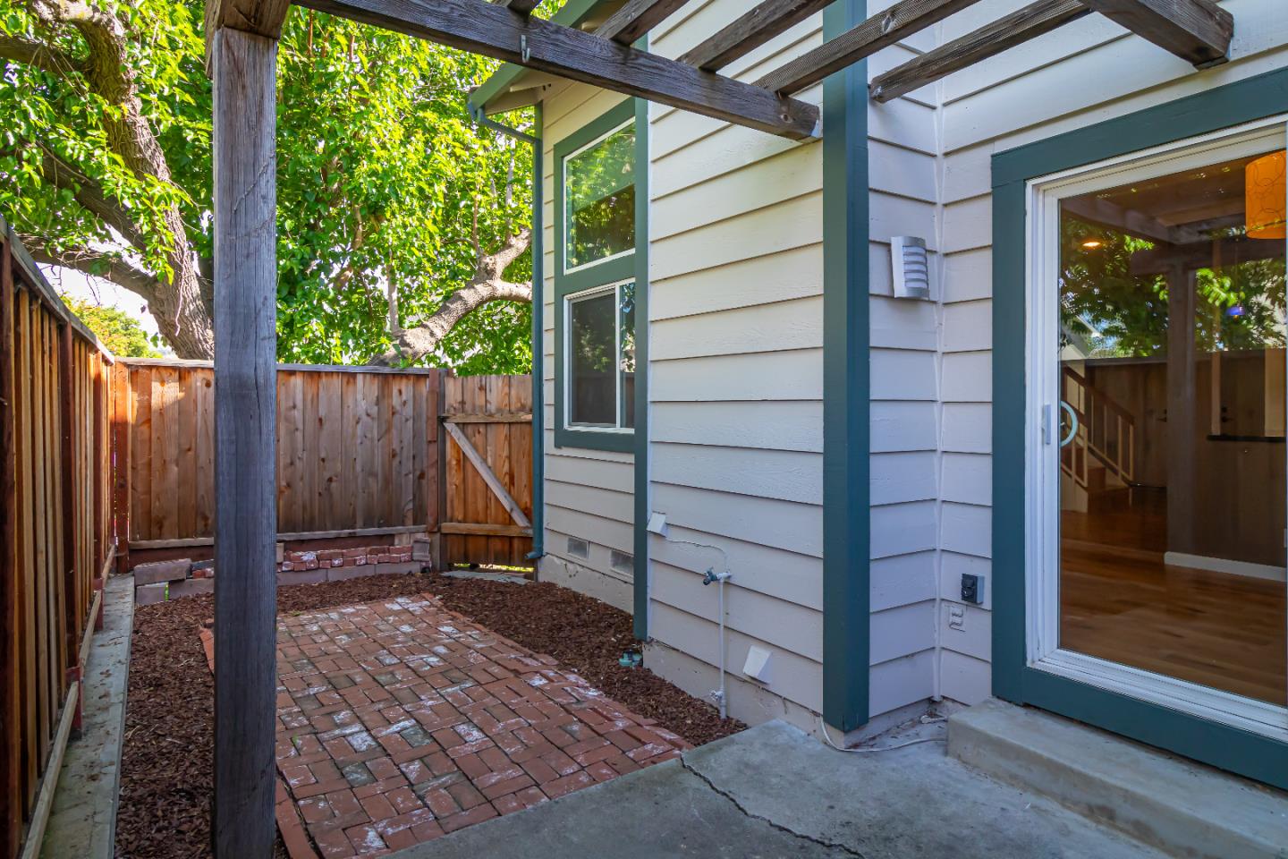 27 Terfidia LN