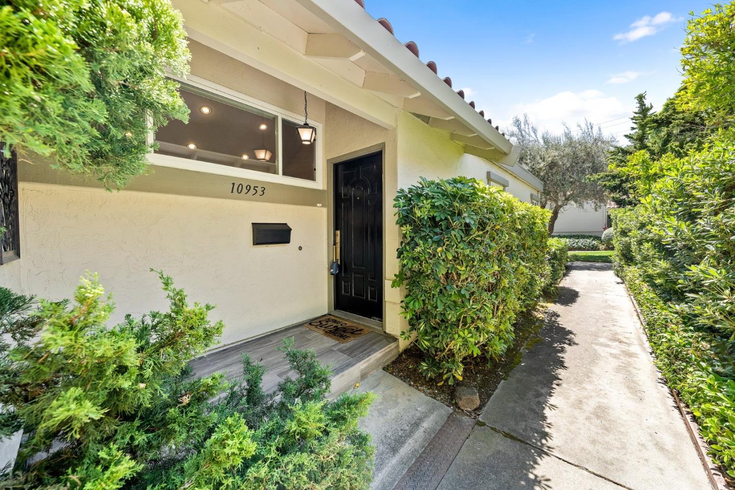 10953 Sweet Oak ST