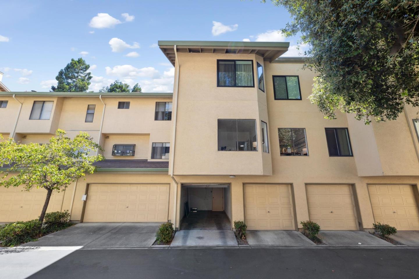 1912 Magdalena CIR 97