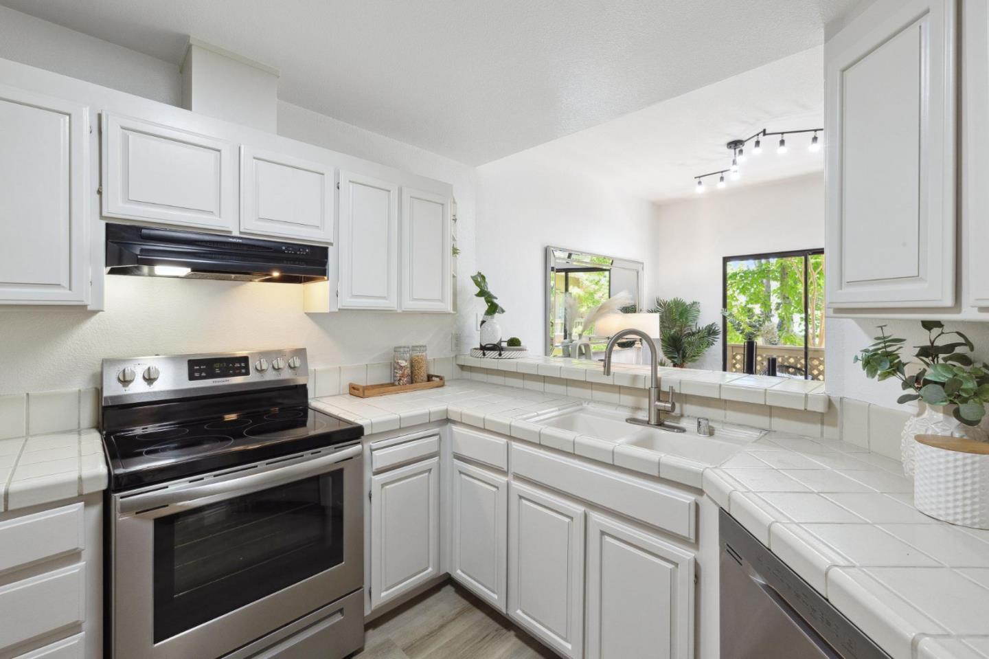 1912 Magdalena CIR 97