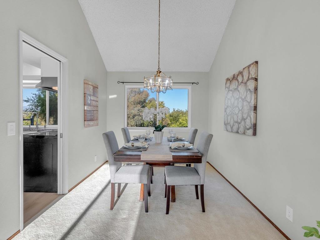 6250 Via De Adrianna