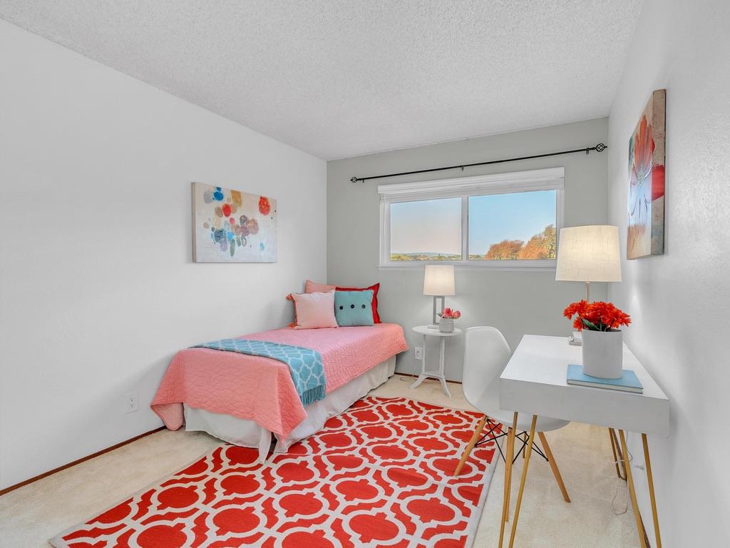 6250 Via De Adrianna