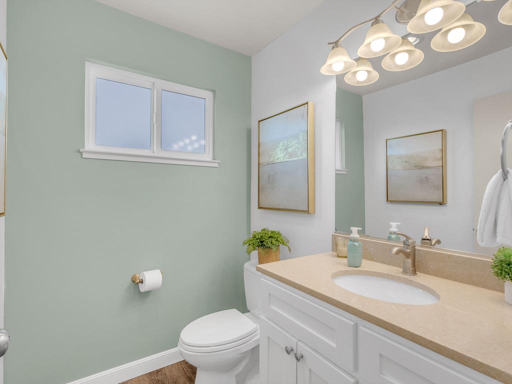 6250 Via De Adrianna