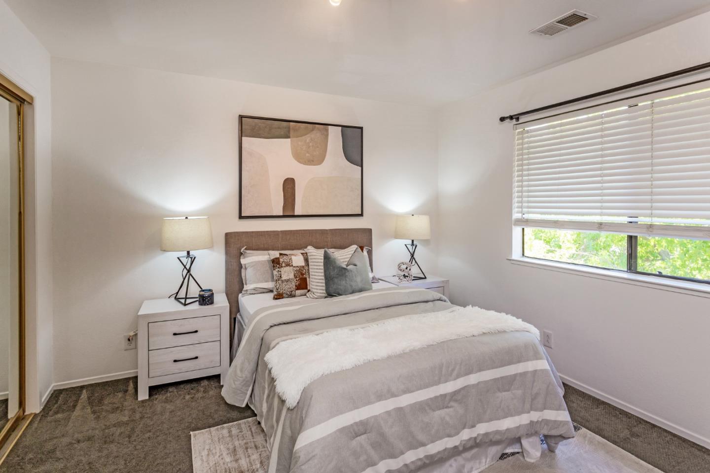 507 & 509 W Rincon AVE