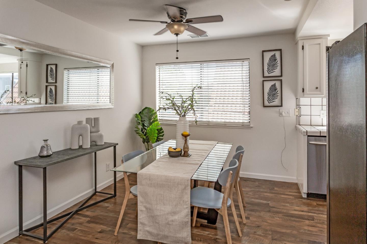 507 & 509 W Rincon AVE