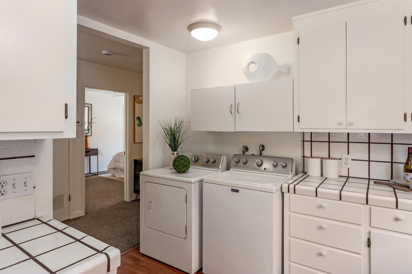 507 & 509 W Rincon AVE