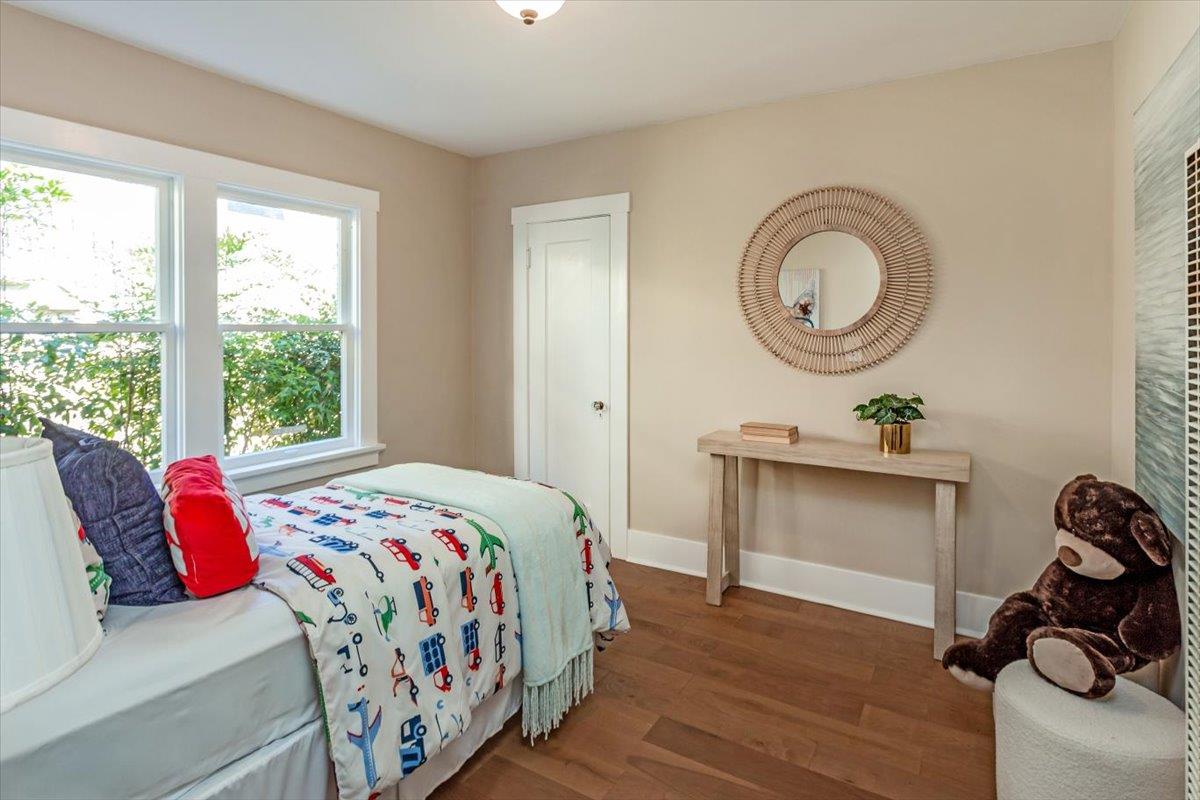 384 E Washington AVE