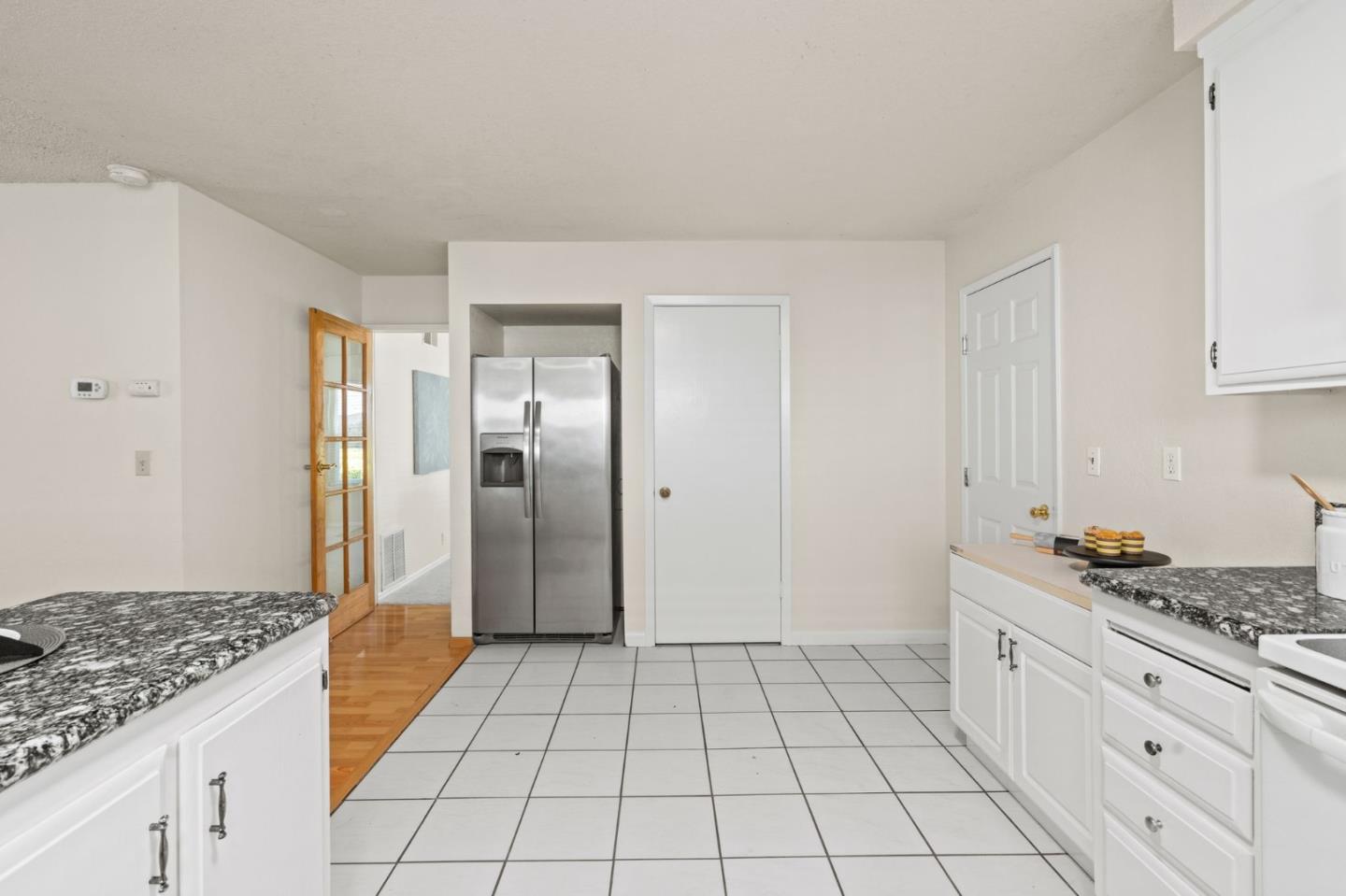 5694 Orchard Park DR