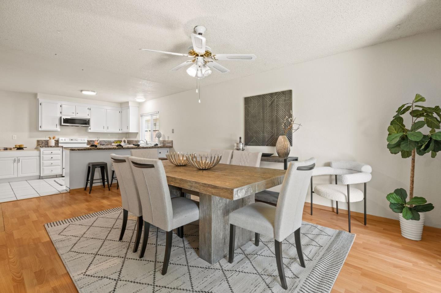 5694 Orchard Park DR