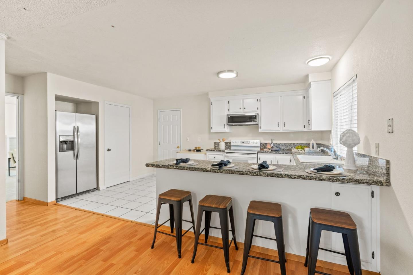 5694 Orchard Park DR