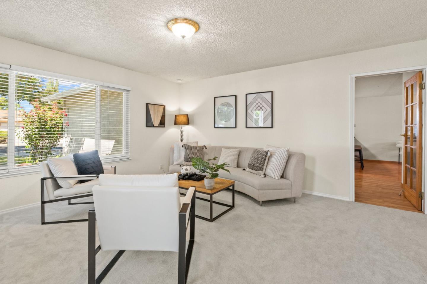 5694 Orchard Park DR