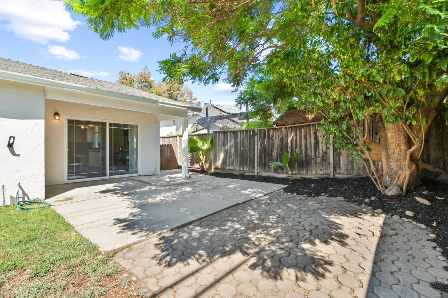 5694 Orchard Park DR