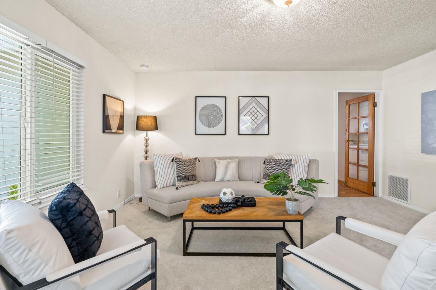 5694 Orchard Park DR