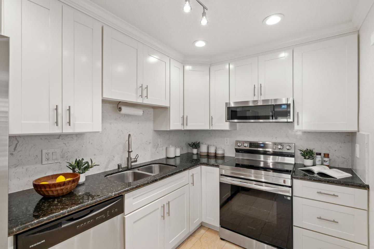 449 Alberto WAY C135