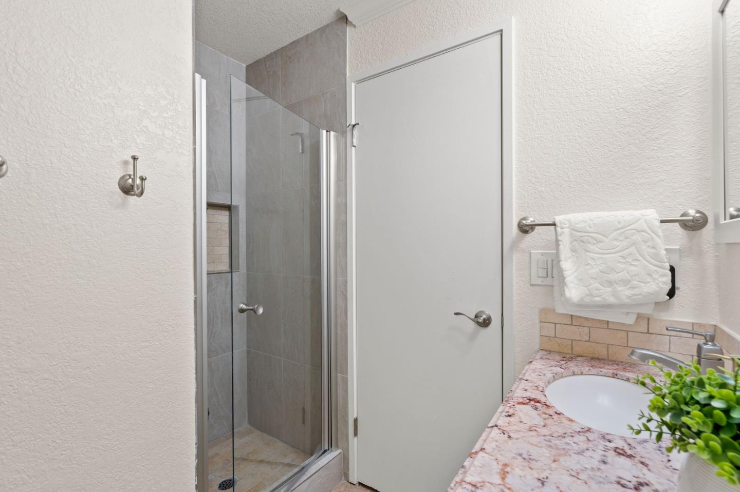 449 Alberto WAY C135