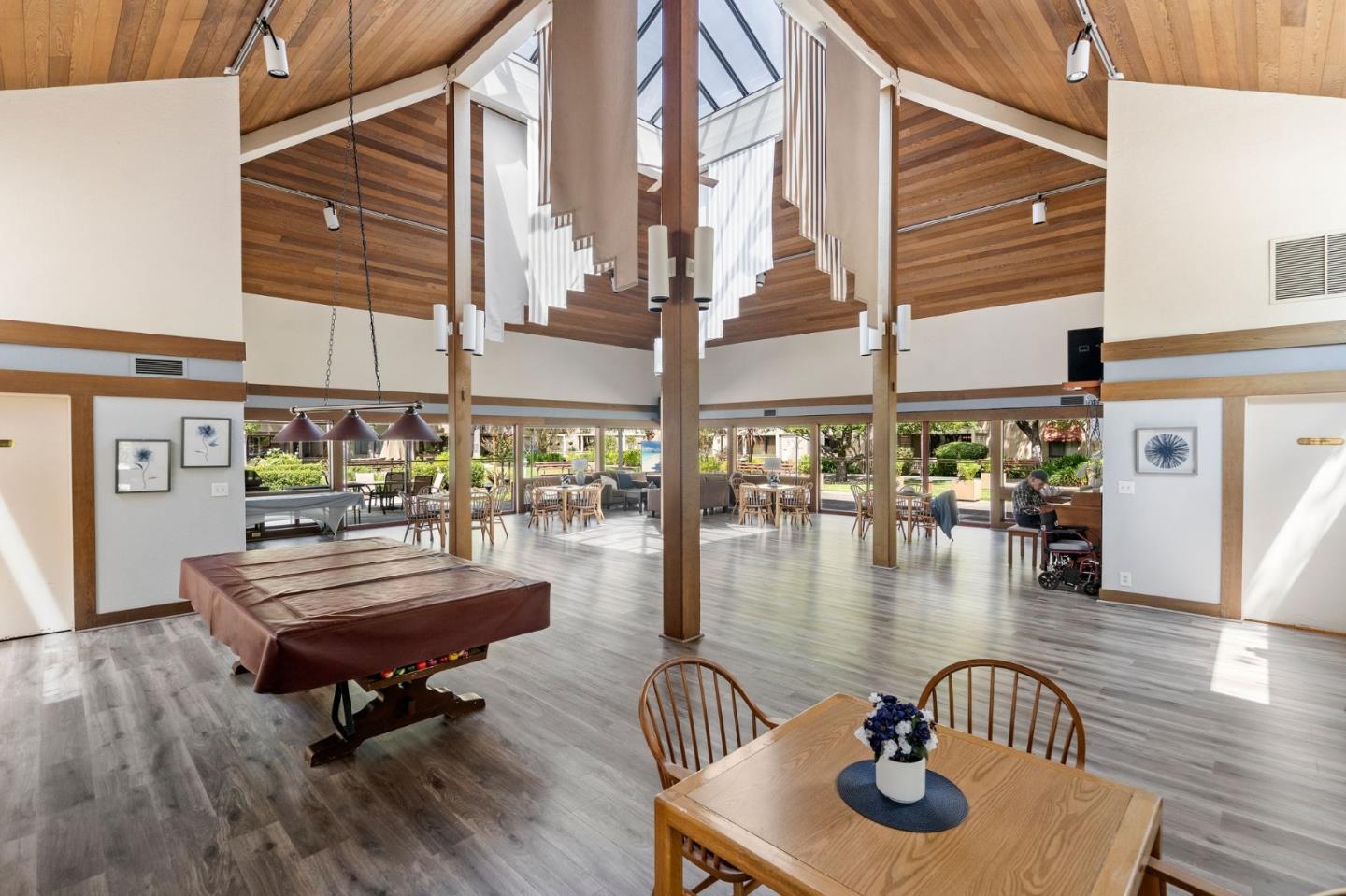 449 Alberto WAY C135