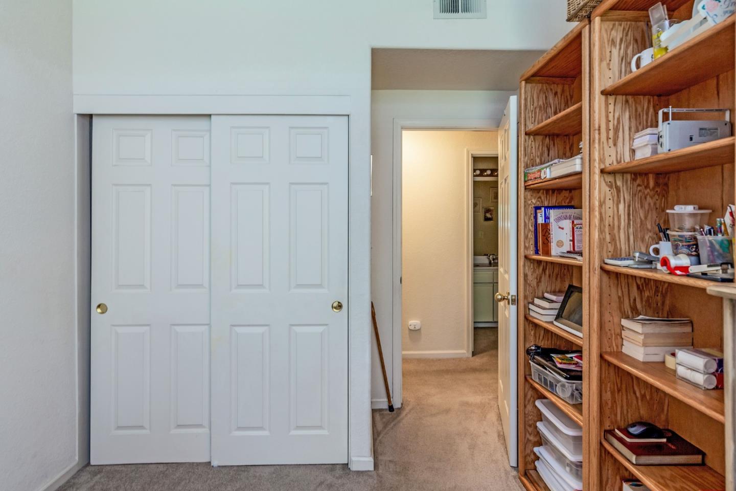 5958 Bridgeport Lake WAY