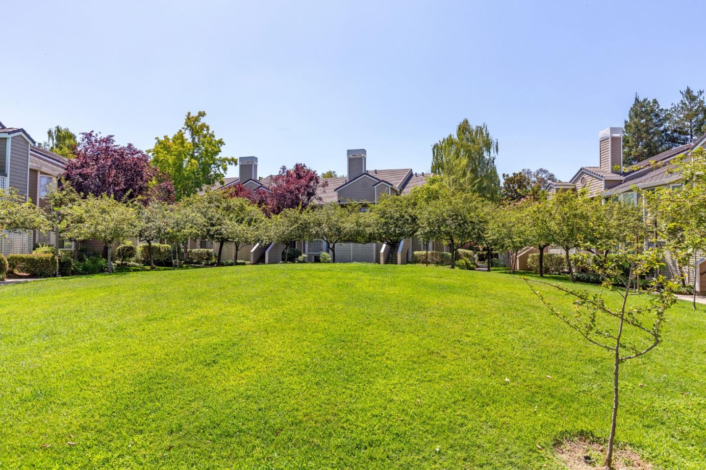 5958 Bridgeport Lake WAY