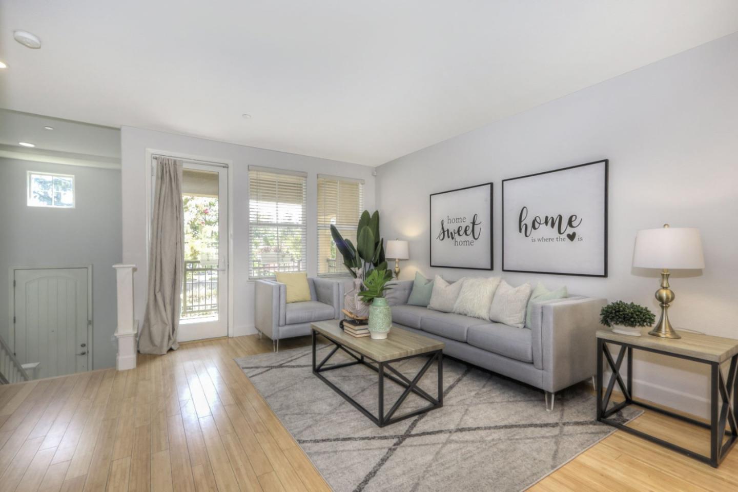 806 Mente Linda LOOP