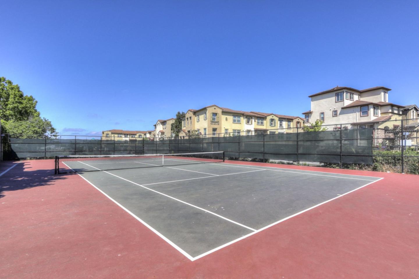 806 Mente Linda LOOP