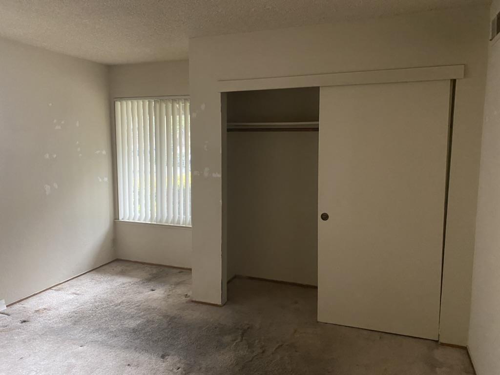 349 Henderson DR