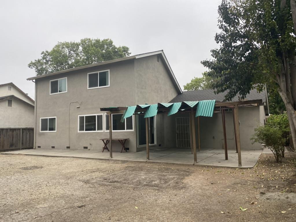 349 Henderson DR