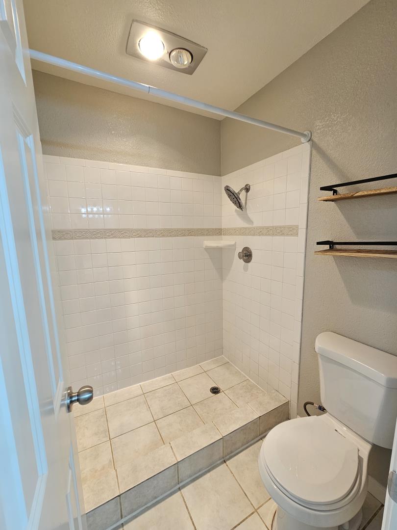 1191 Compass LN 108
