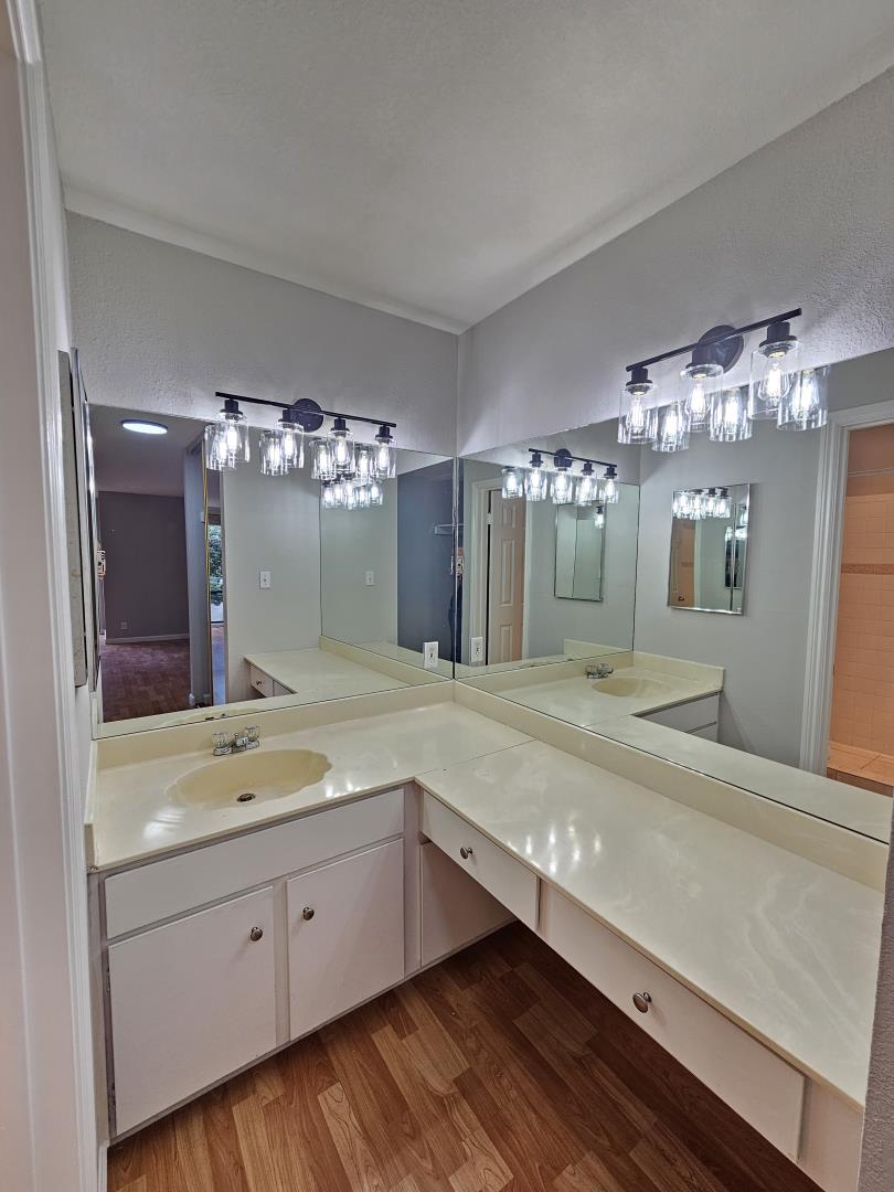 1191 Compass LN 108