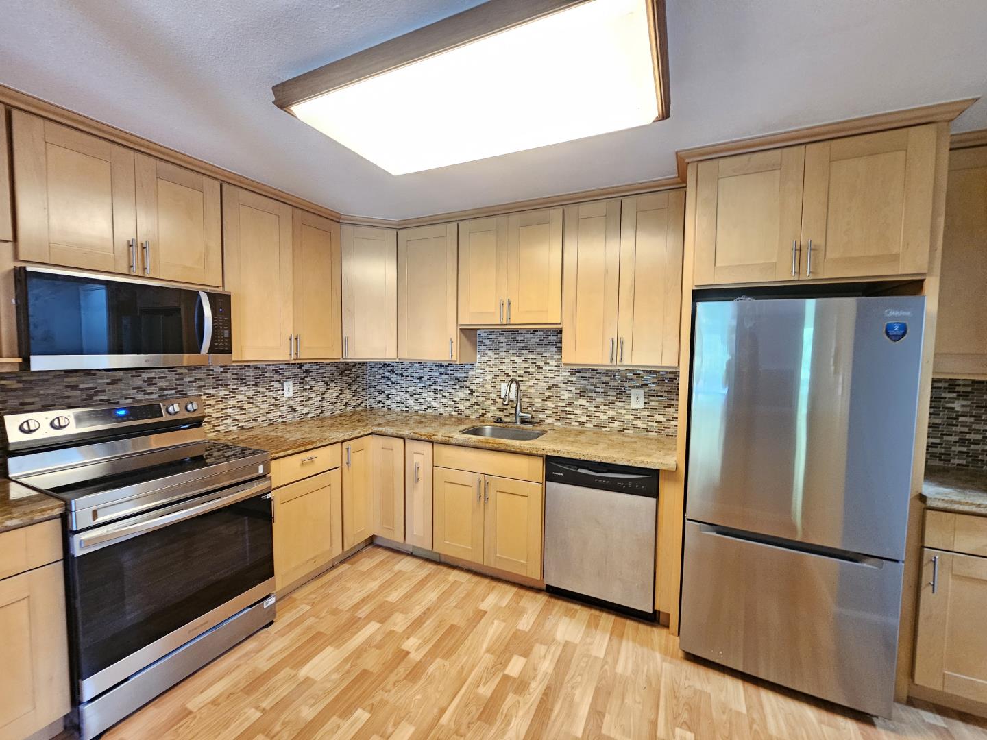 1191 Compass LN 108