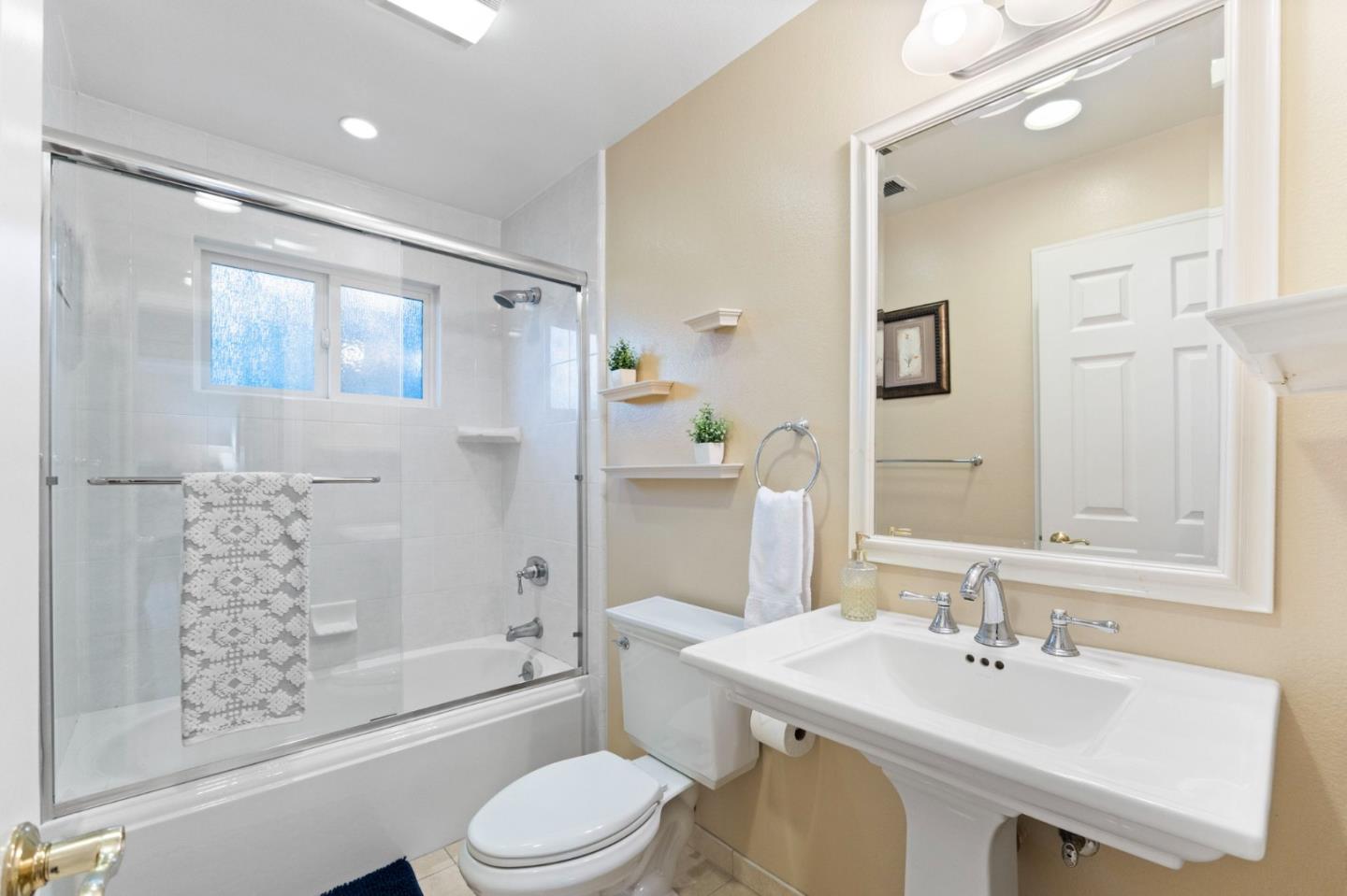 1467 Camino Robles WAY