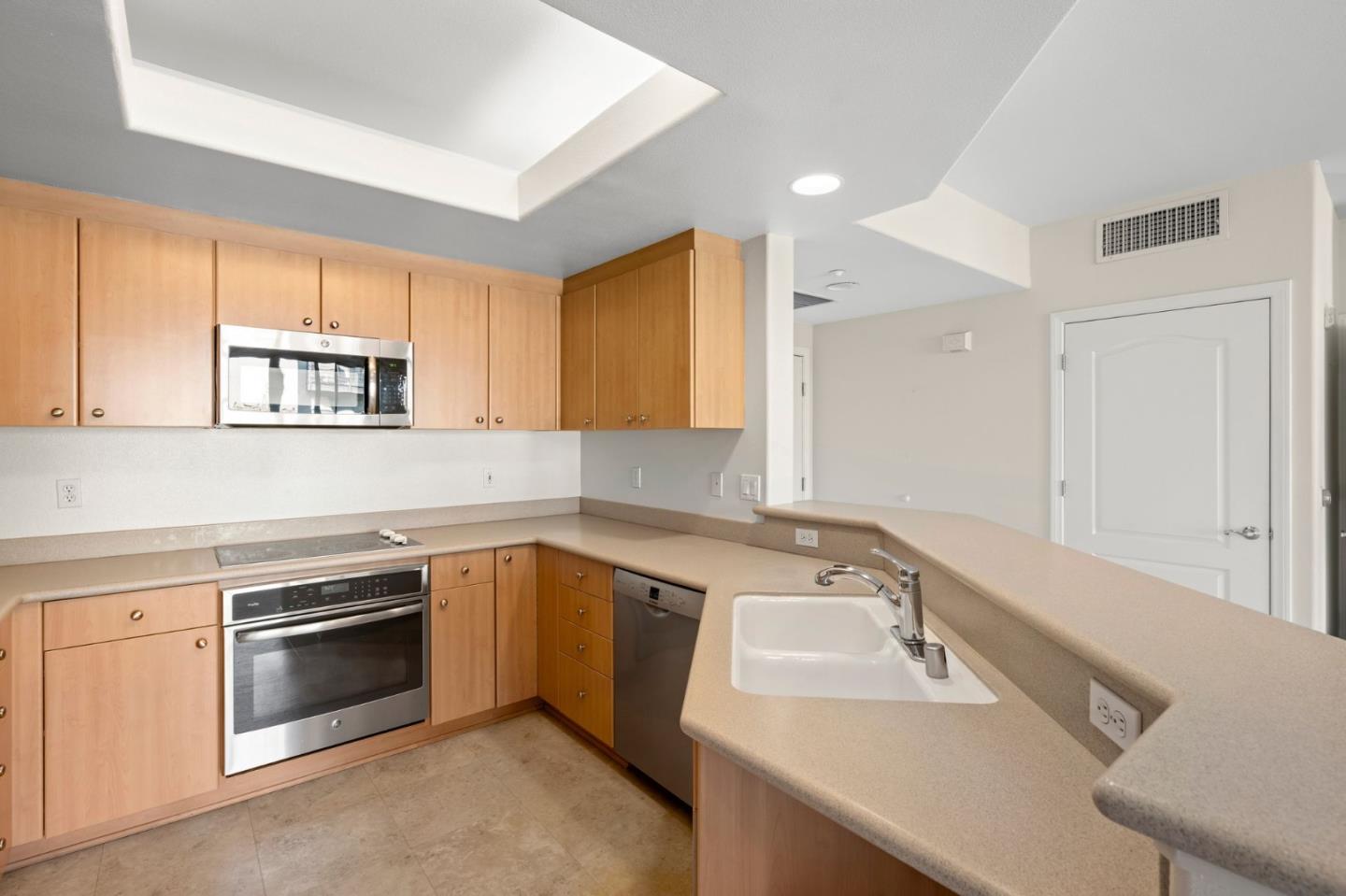 130 E San Fernando ST 514