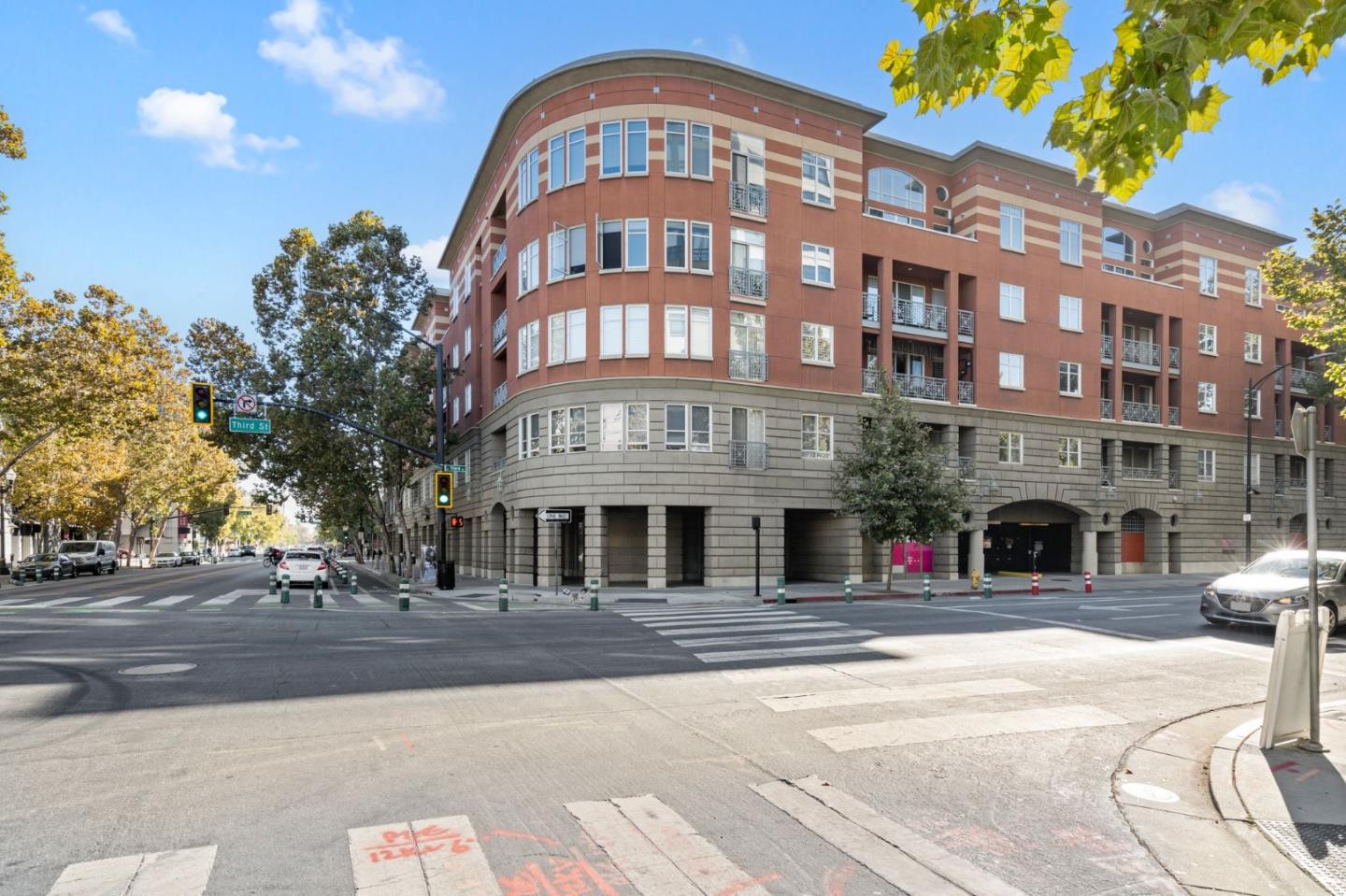 130 E San Fernando ST 514
