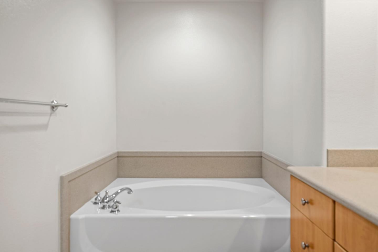 130 E San Fernando ST 514