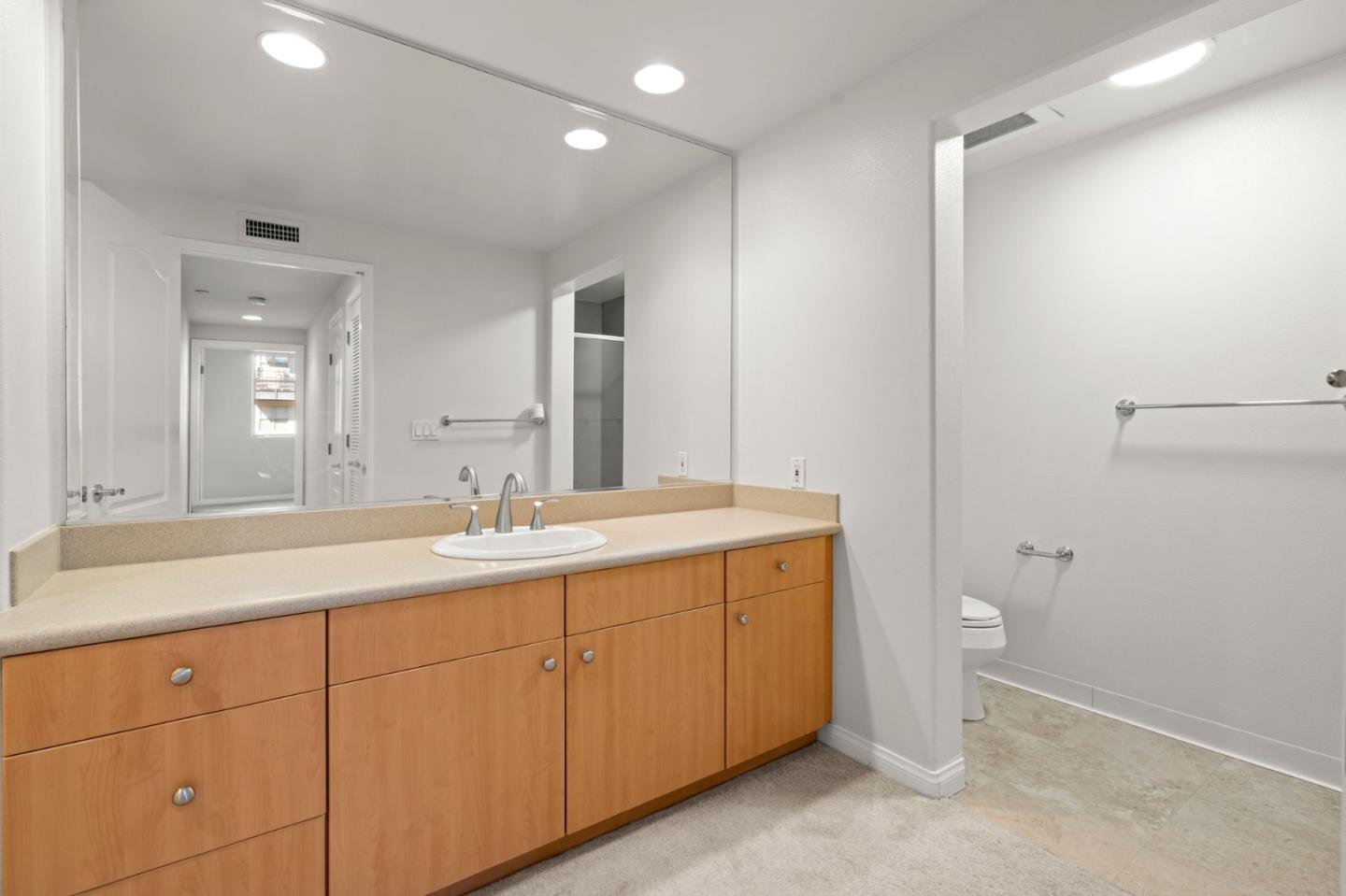 130 E San Fernando ST 514