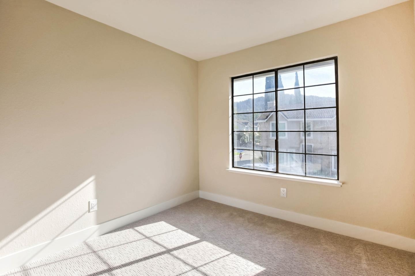 7229 Sleepy Creek DR