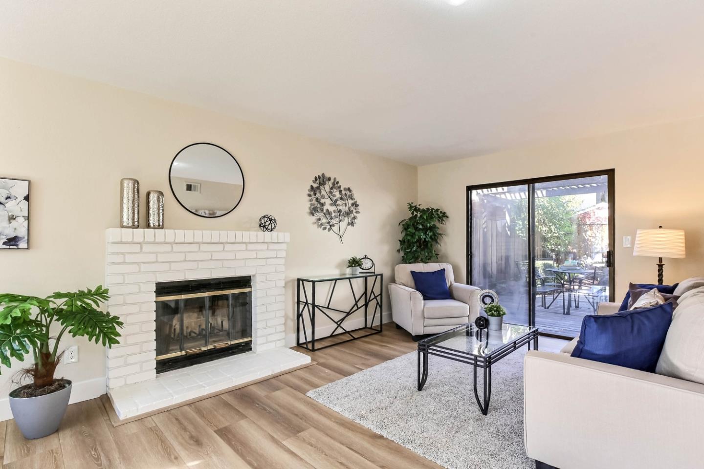 7229 Sleepy Creek DR