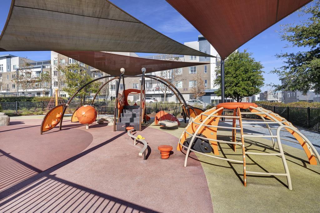 186 William Manly ST 5