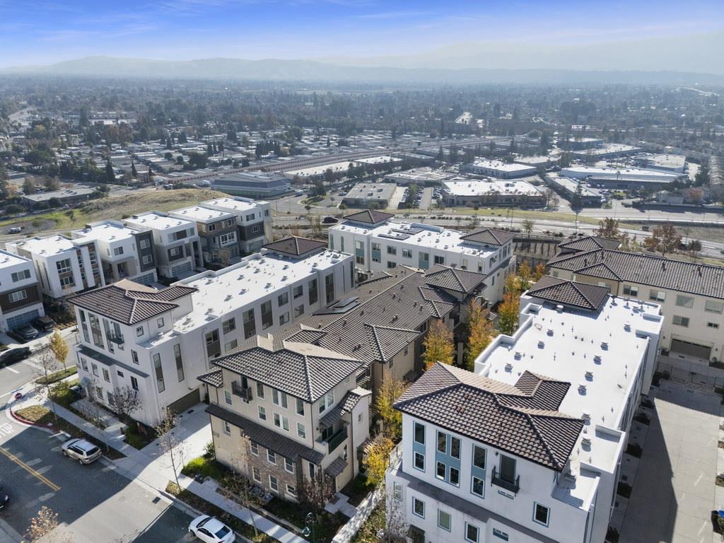 186 William Manly ST 5