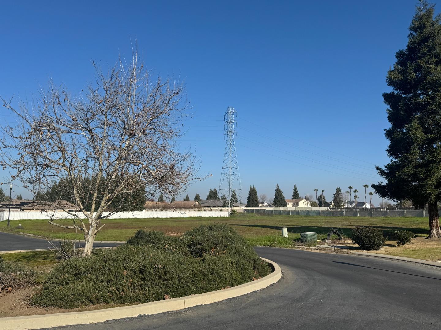 3196 Heather Glen LN