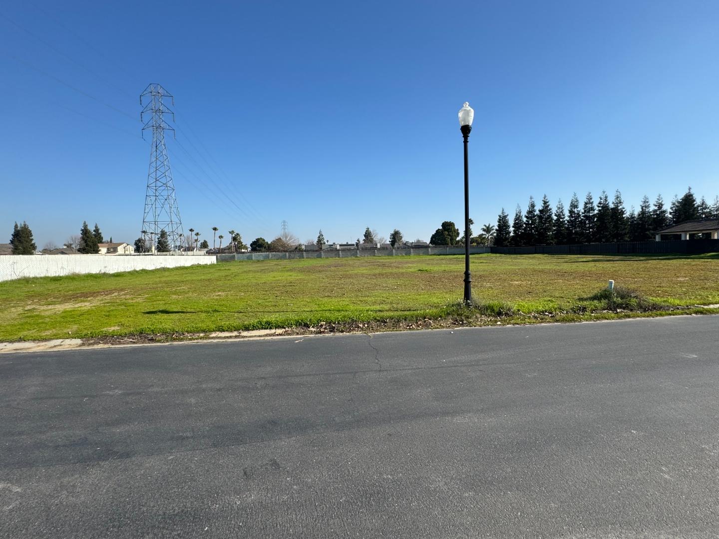 3196 Heather Glen LN