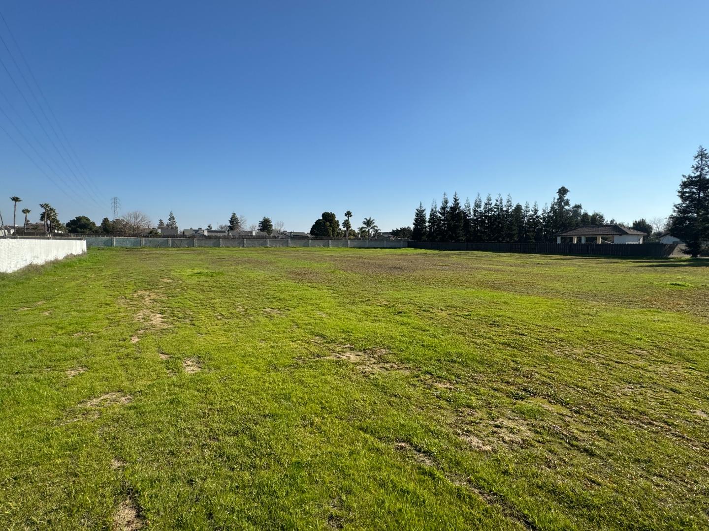 3196 Heather Glen LN