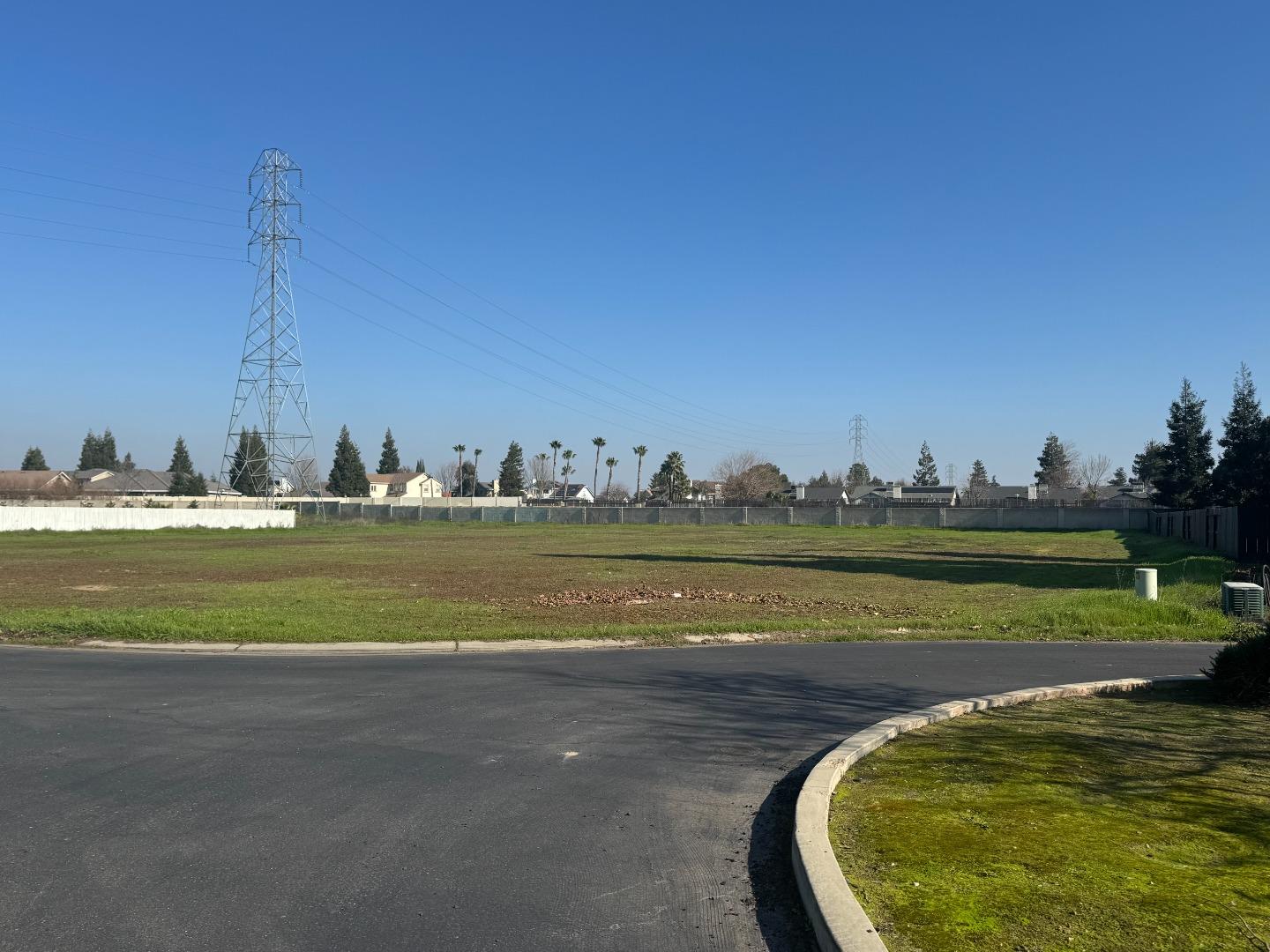 3196 Heather Glen LN