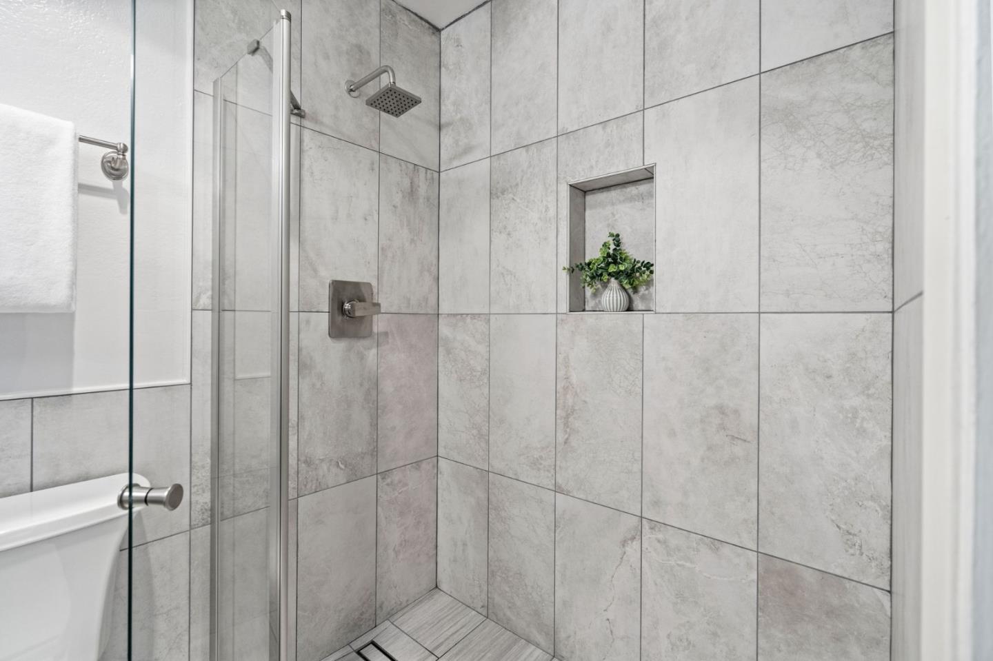 922 Beach Park BLVD 29